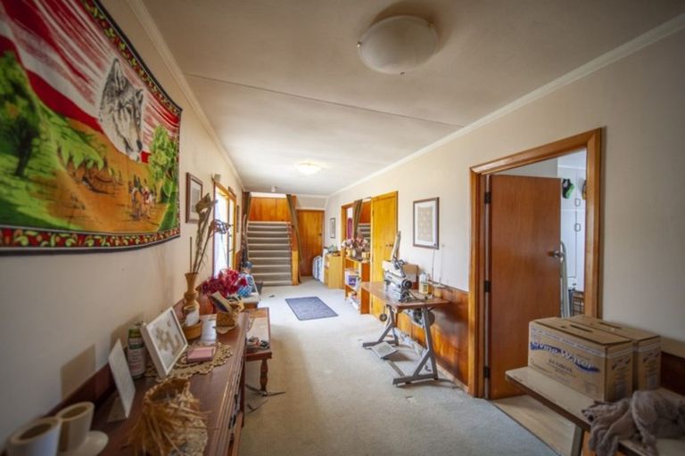 Photo of property in 81-83 Great North Road, Waipawa, 4210