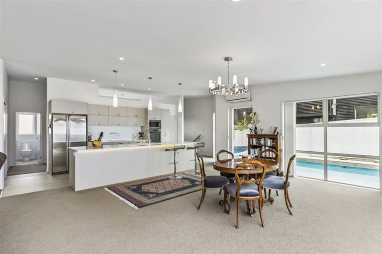 Photo of property in 63 Hawaiian Parade, Arkles Bay, Whangaparaoa, 0932