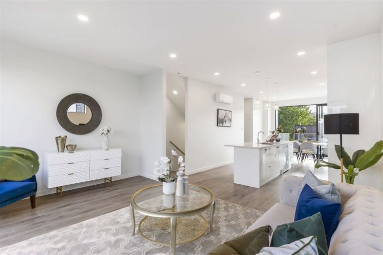 Photo of property in 3 Waka Street, Albany Heights, Auckland, 0632