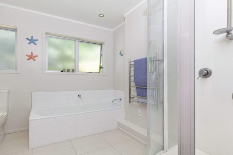 Photo of property in 39 Harbour View Road, Point Wells, Warkworth, 0986