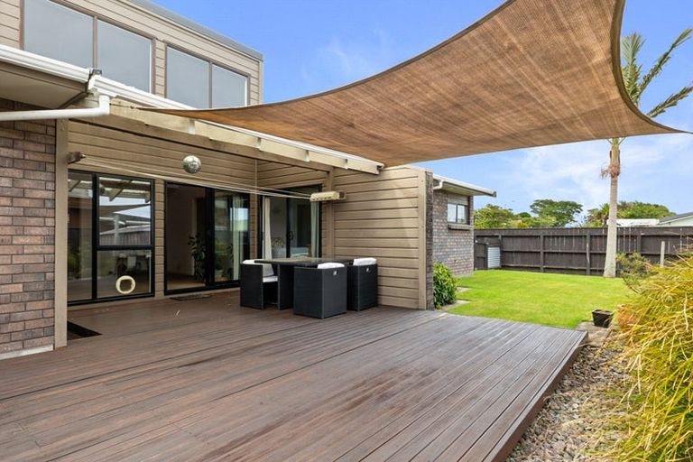 Photo of property in 39 Tiverton Crescent, Whalers Gate, New Plymouth, 4310