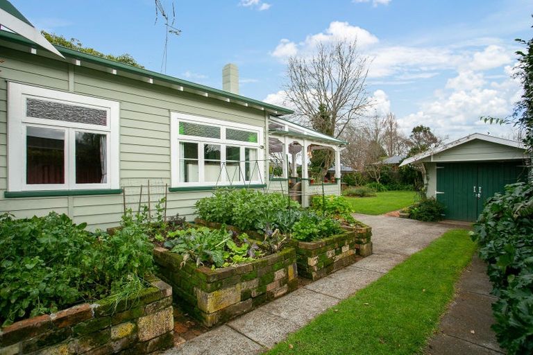 Photo of property in 169 Victoria Street, Cambridge, 3434