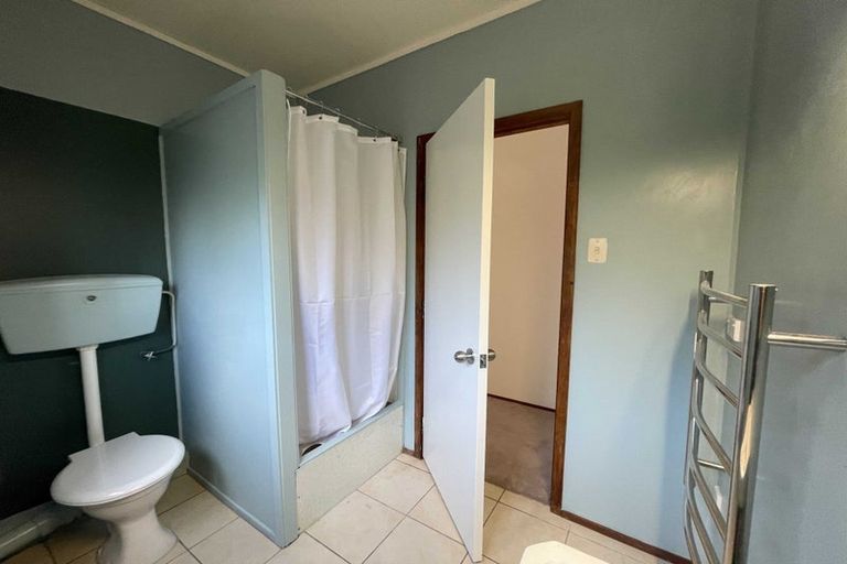 Photo of property in 61a West Coast Road, Glen Eden, Auckland, 0602