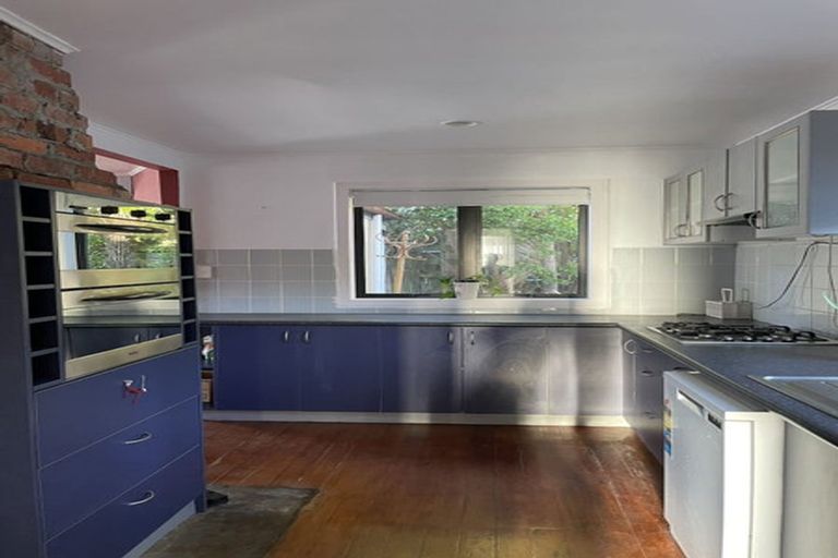 Photo of property in 1/397 Beach Road, Mairangi Bay, Auckland, 0630