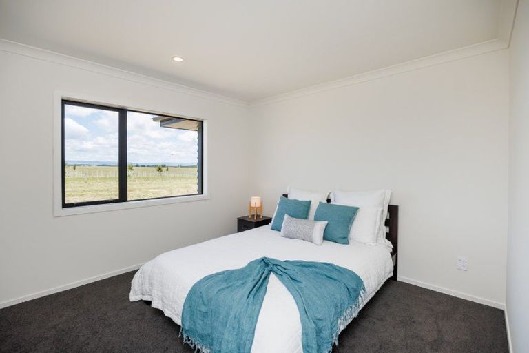Photo of property in 167 Spur Road West, Colyton, Feilding, 4775
