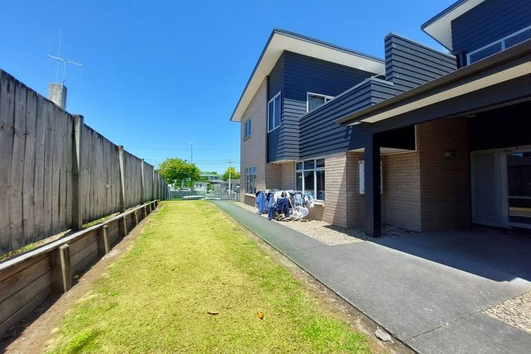 Photo of property in 21b Lorne Street, Melville, Hamilton, 3206