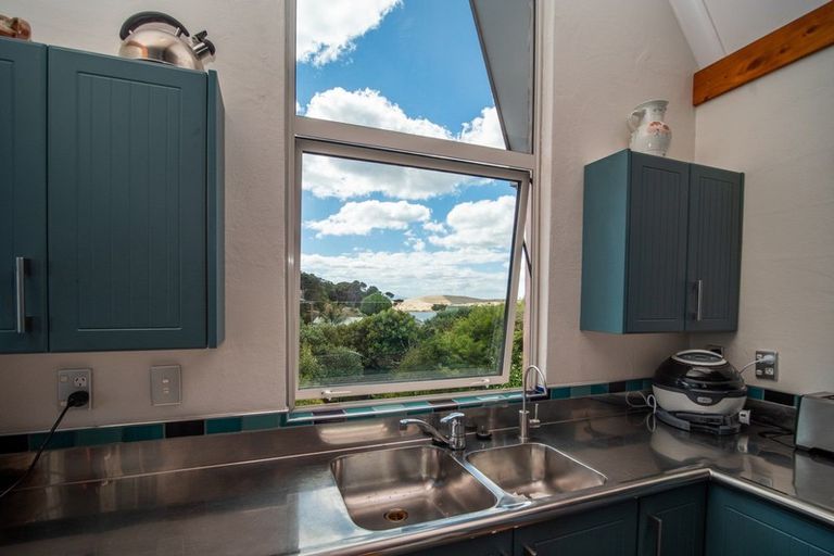 Photo of property in 64 Cheviot Street, Mangawhai Heads, Mangawhai, 0505