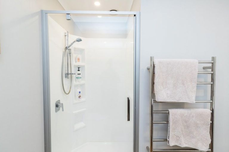 Photo of property in 8 Fitch Lane, Wallaceville, Upper Hutt, 5018