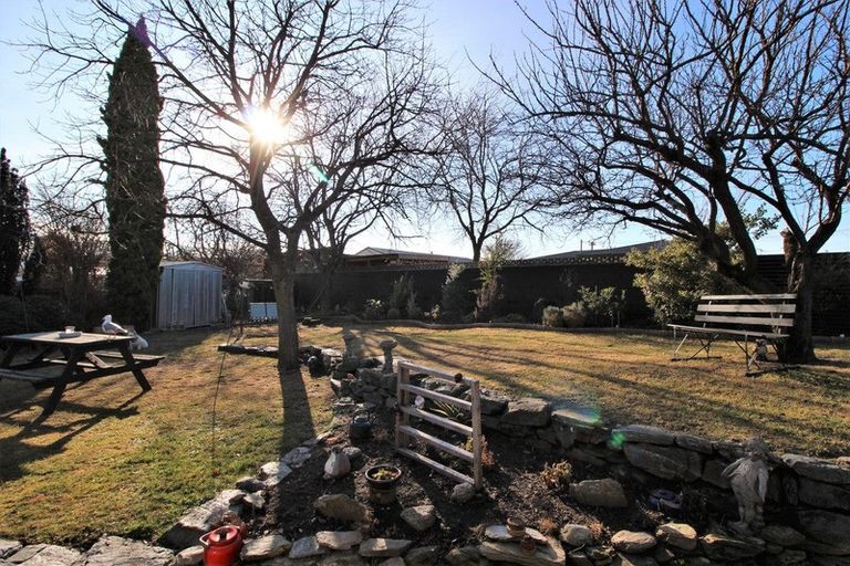 Photo of property in 7 Don Place, Alexandra, 9320