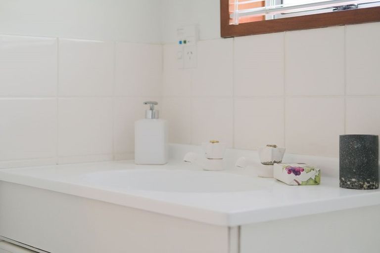 Photo of property in 61 Hocken Street, Kenmure, Dunedin, 9011