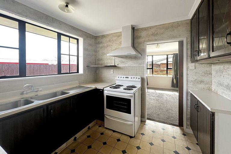 Photo of property in 2/322 Broadway Avenue, Palmerston North, 4414