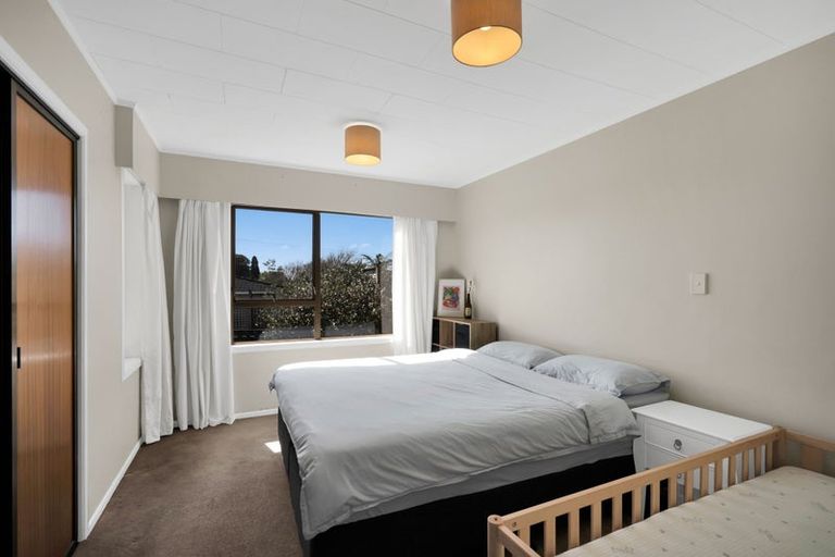 Photo of property in 323 Mangorei Road, Merrilands, New Plymouth, 4312