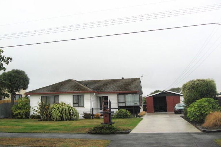 Photo of property in 12 Mundys Road, Dallington, Christchurch, 8061