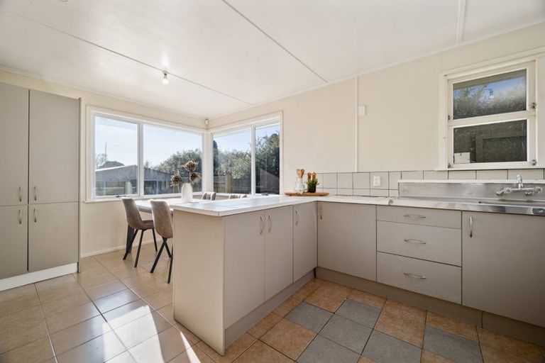 Photo of property in 6 Porikapa Road, Owhata, Rotorua, 3010