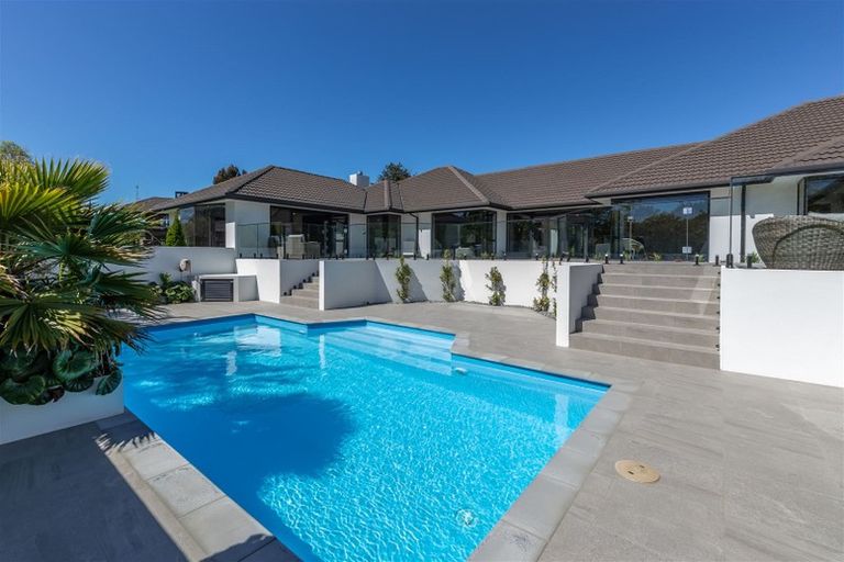 Photo of property in 49 Regent's Park Drive, Casebrook, Christchurch, 8051