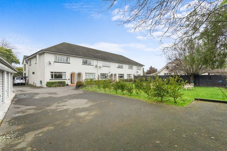 Photo of property in 6/77 Totara Street, Fendalton, Christchurch, 8041