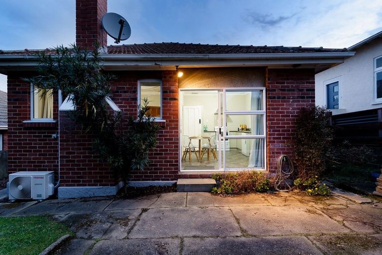 Photo of property in 11 Wills Street, Balaclava, Dunedin, 9011