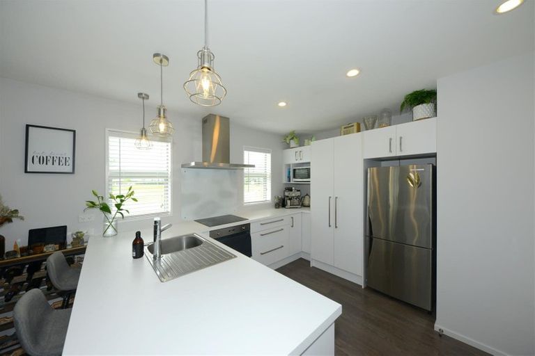 Photo of property in 2 Robb Place, Kaiapoi, 7630