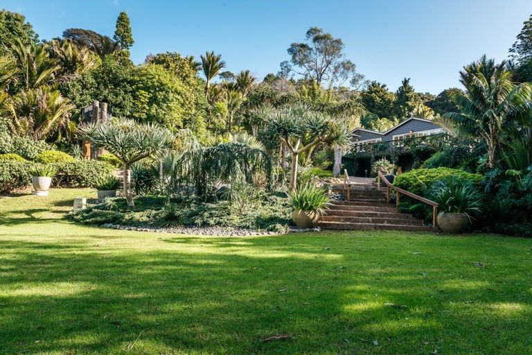 Photo of property in 27-29 Te Toki Road, Ostend, Waiheke Island, 1081