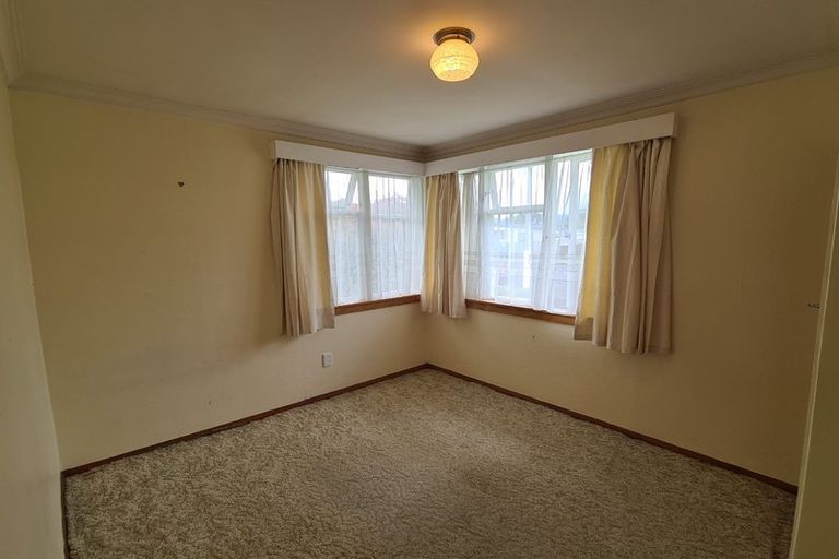 Photo of property in 11 Rugby Street, Levin, 5510