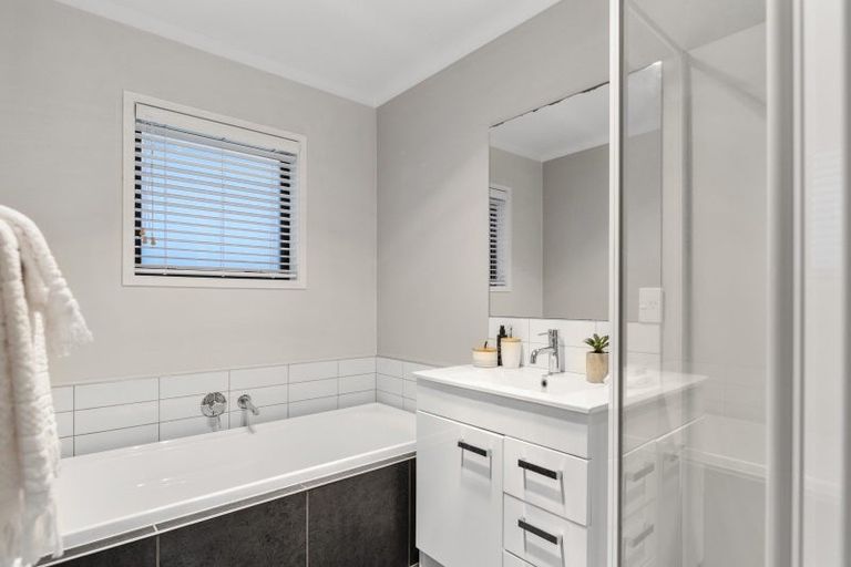 Photo of property in 62a Links Avenue, Mount Maunganui, 3116