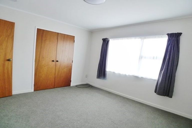 Photo of property in 68 Donovan Street, Blockhouse Bay, Auckland, 0600