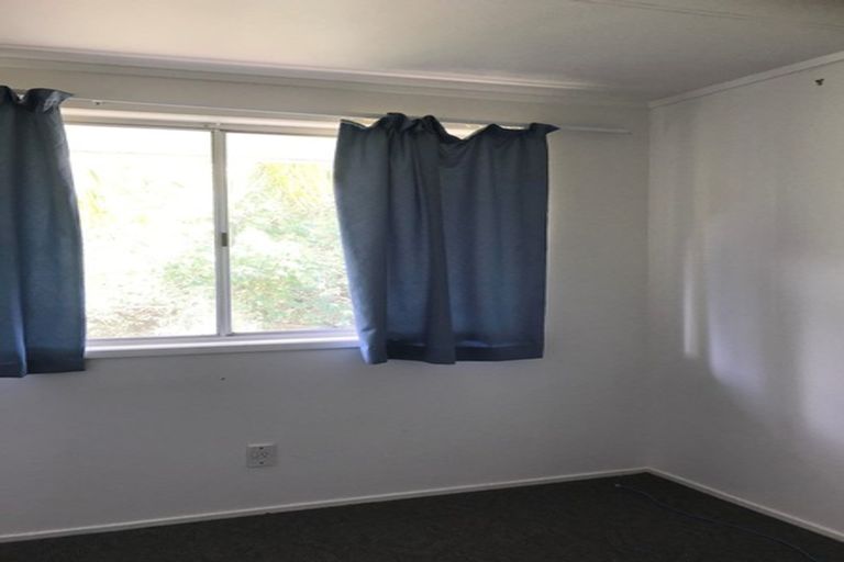 Photo of property in 30 Killarney Avenue, Torbay, Auckland, 0630