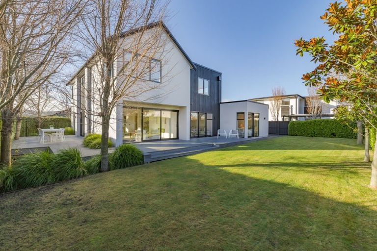 Photo of property in 2 Quarters Place, Halswell, Christchurch, 8025