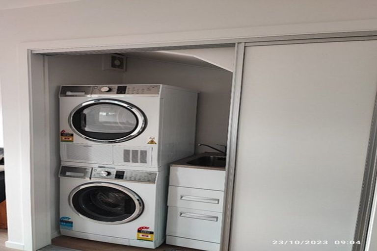 Photo of property in 18 Tautaiao Lane, Opaheke, Papakura, 2113