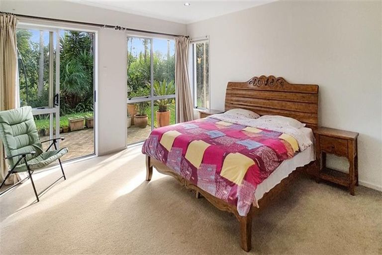 Photo of property in 147b Browns Bay Road, Browns Bay, Auckland, 0630