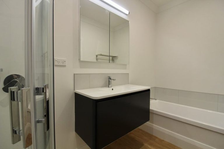 Photo of property in 37 Roy Street, Newtown, Wellington, 6021