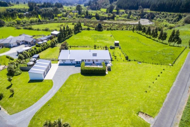 Photo of property in 80b Gilbert Road, Kaitoke, Upper Hutt, 5018