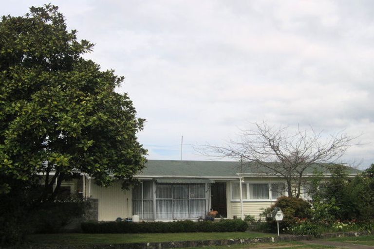 Photo of property in 21 Cochrane Street, Fairy Springs, Rotorua, 3015
