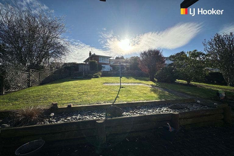 Photo of property in 307 Main South Road, Green Island, Dunedin, 9018