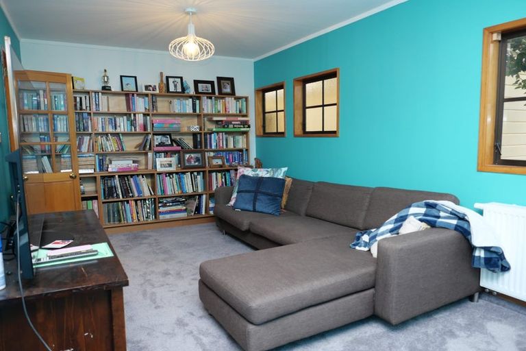 Photo of property in 21 Windsor Avenue, Waikanae, 5036