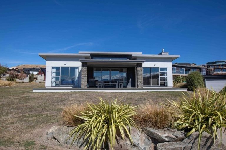 Photo of property in 12 Lochinver Avenue, Lake Tekapo, 7999