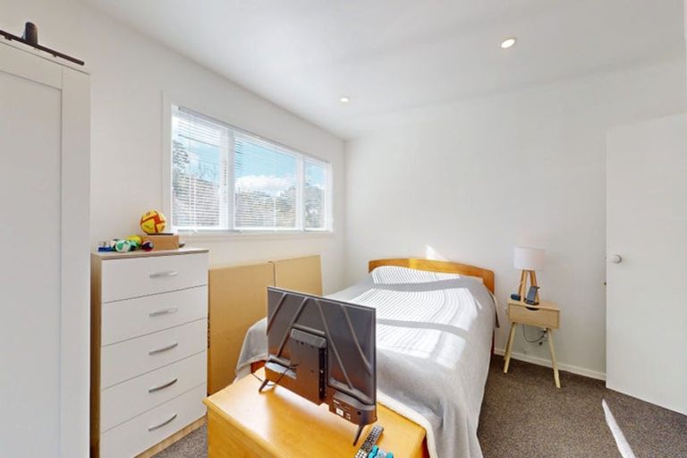 Photo of property in 43a Harbour View Road, Northland, Wellington, 6012