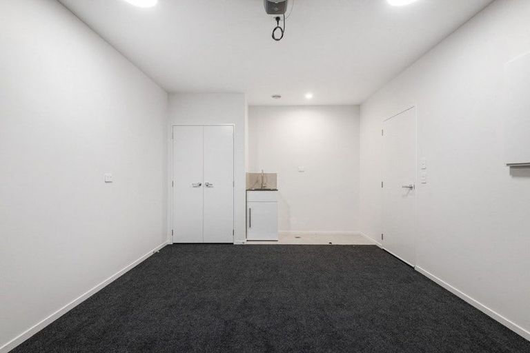 Photo of property in 5 Verde Lane, Rosehill, Papakura, 2113