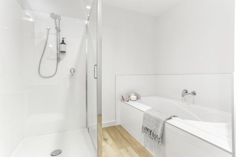 Photo of property in 28 Walter Merton Road, Hobsonville, Auckland, 0616