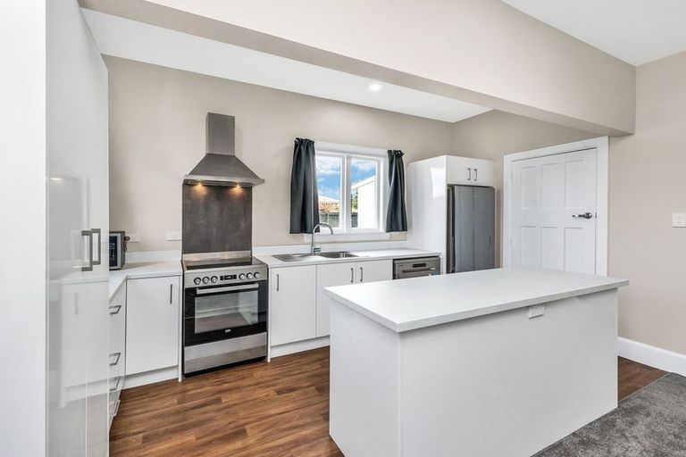 Photo of property in 15 Fulham Street, Islington, Christchurch, 8042