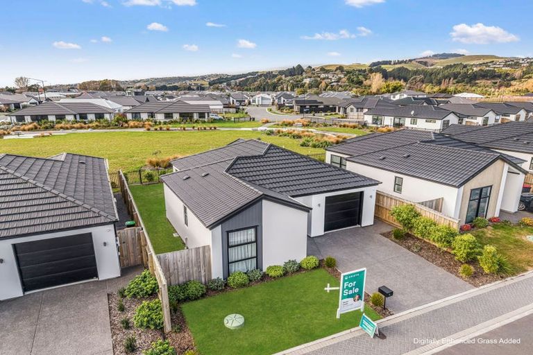 Photo of property in 6 Riroriro Lane, Halswell, Christchurch, 8025