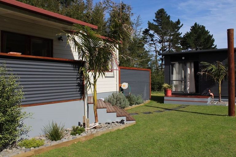 Photo of property in 479 Albert Street, Coromandel, 3506