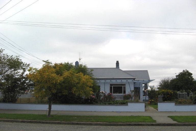Photo of property in 1 Ettrick Street, Oamaru North, Oamaru, 9400