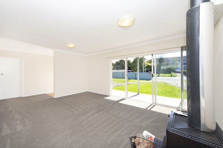 Photo of property in 4 Fordyce Avenue, Sunnyhills, Auckland, 2010
