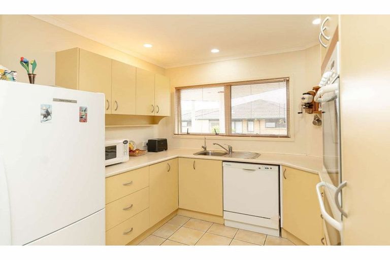 Photo of property in 3 Oakridge Drive, Kerikeri, 0230