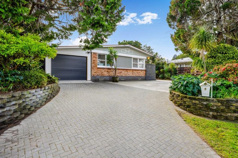 Photo of property in 5 Montana Place, Papakura, 2110