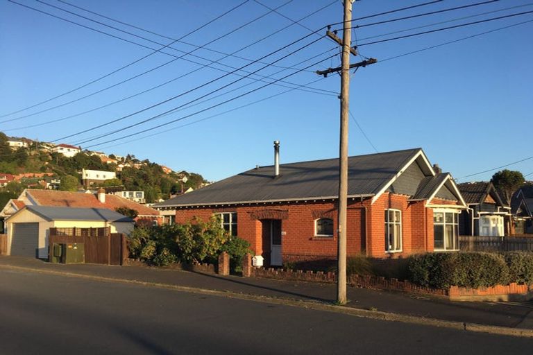 Photo of property in 262 Macandrew Road, Forbury, Dunedin, 9012