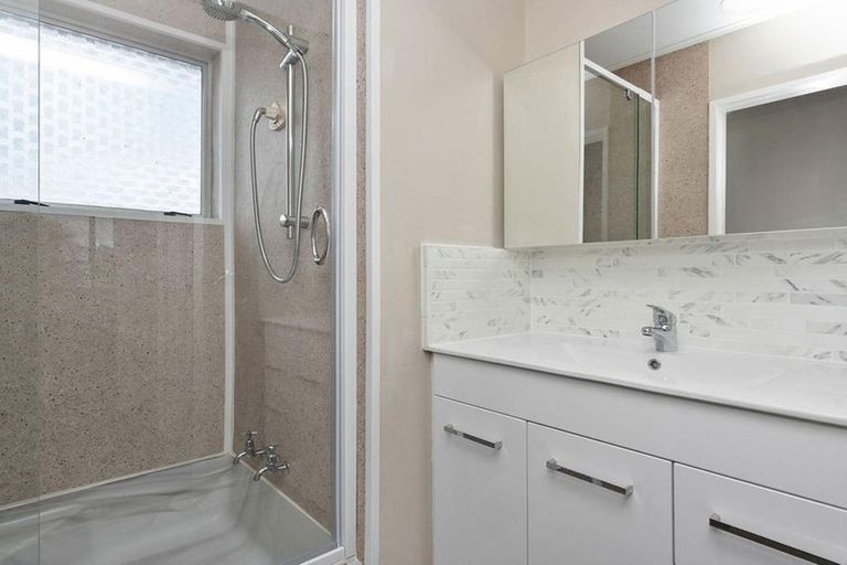 Photo of property in 4/30 Garvins Road, Hornby, Christchurch, 8042