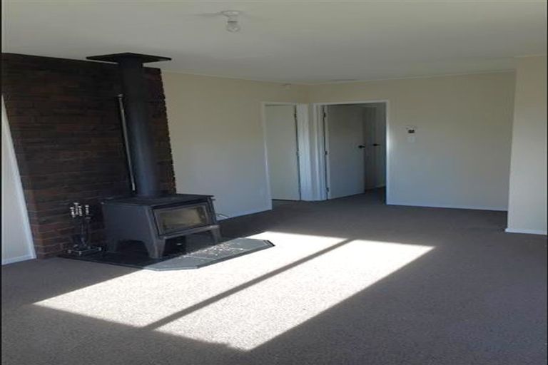 Photo of property in 16 Jeffares Place, Taradale, Napier, 4112