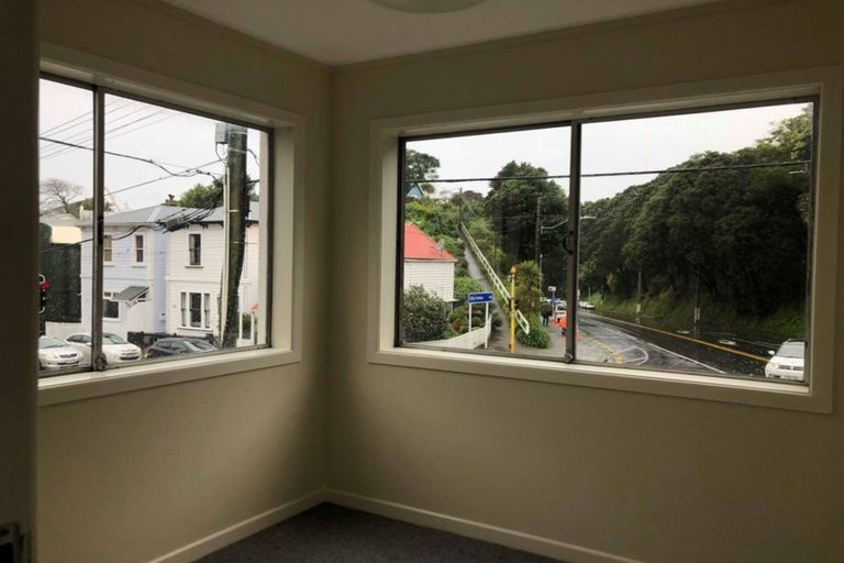 Photo of property in Windsor Court, 1/340 Tinakori Road, Thorndon, Wellington, 6011